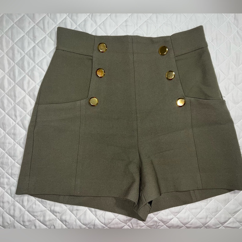 Zara green high waisted shorts